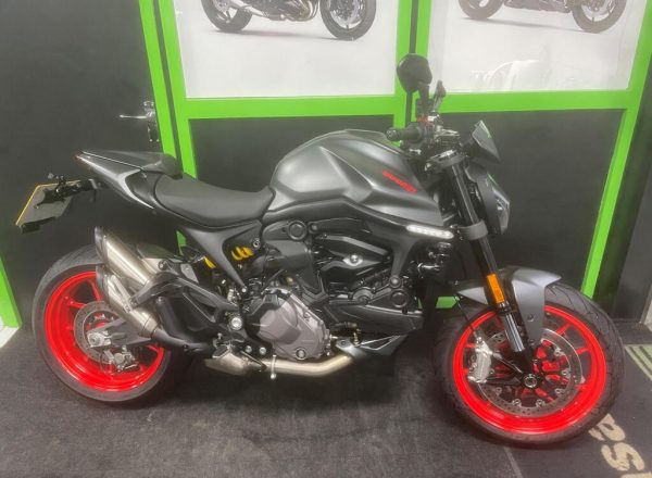DUCATI MONSTER 937 + 2022