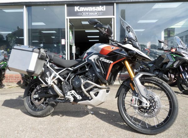 TRIUMPH TIGER 900 RALLY PRO