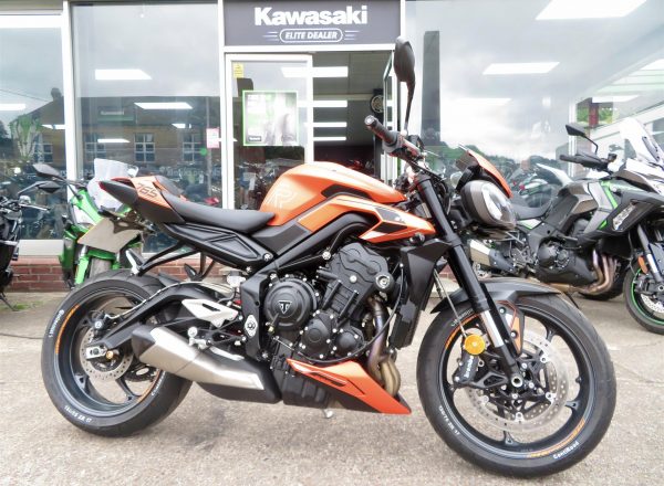 TRIUMPH STREET TRIPLE R 765