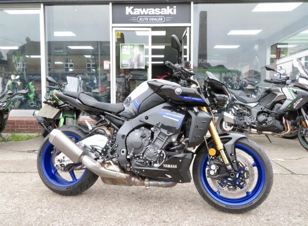 CAREPRO 動作確認済み NTK O2センサー OZA544-EN5 93008 日産 グロリア MY34 22690