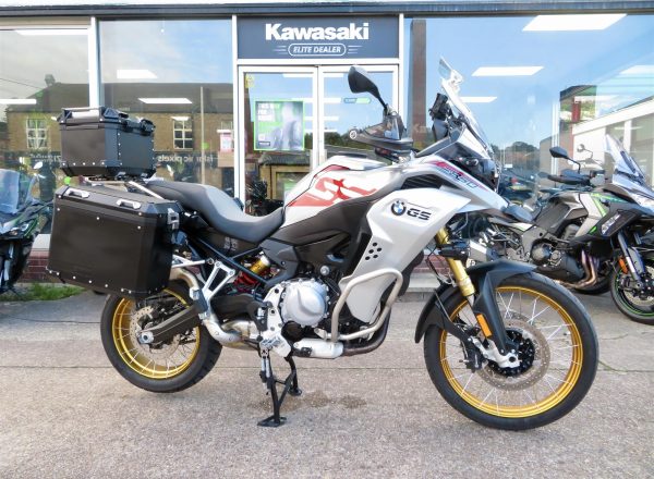 8391984x2200x1672_FFFFFF_L_0