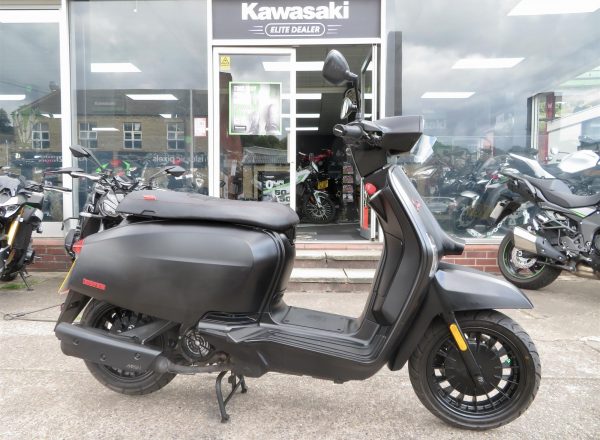 LAMBRETTA V125 SPECIAL