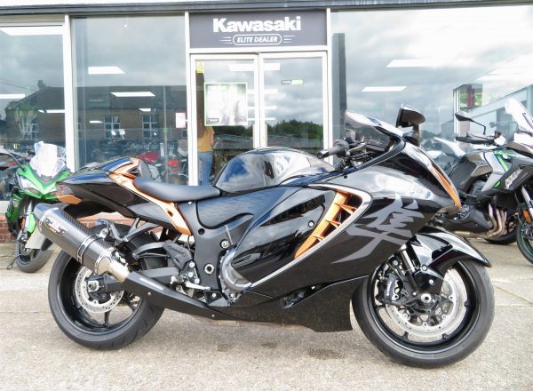 SUZUKI GSX1300R HAYABUSA