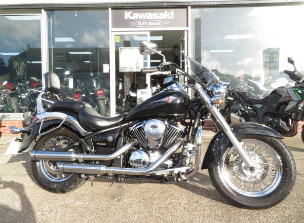 KAWASAKI VN900 CLASSIC