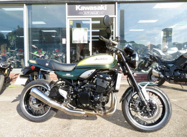 KAWASAKI Z900RS YELLOW BALL