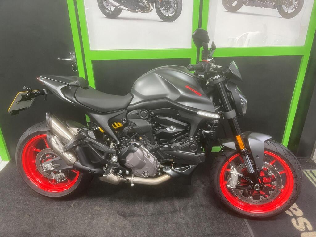 DUCATI MONSTER 937 + 2022