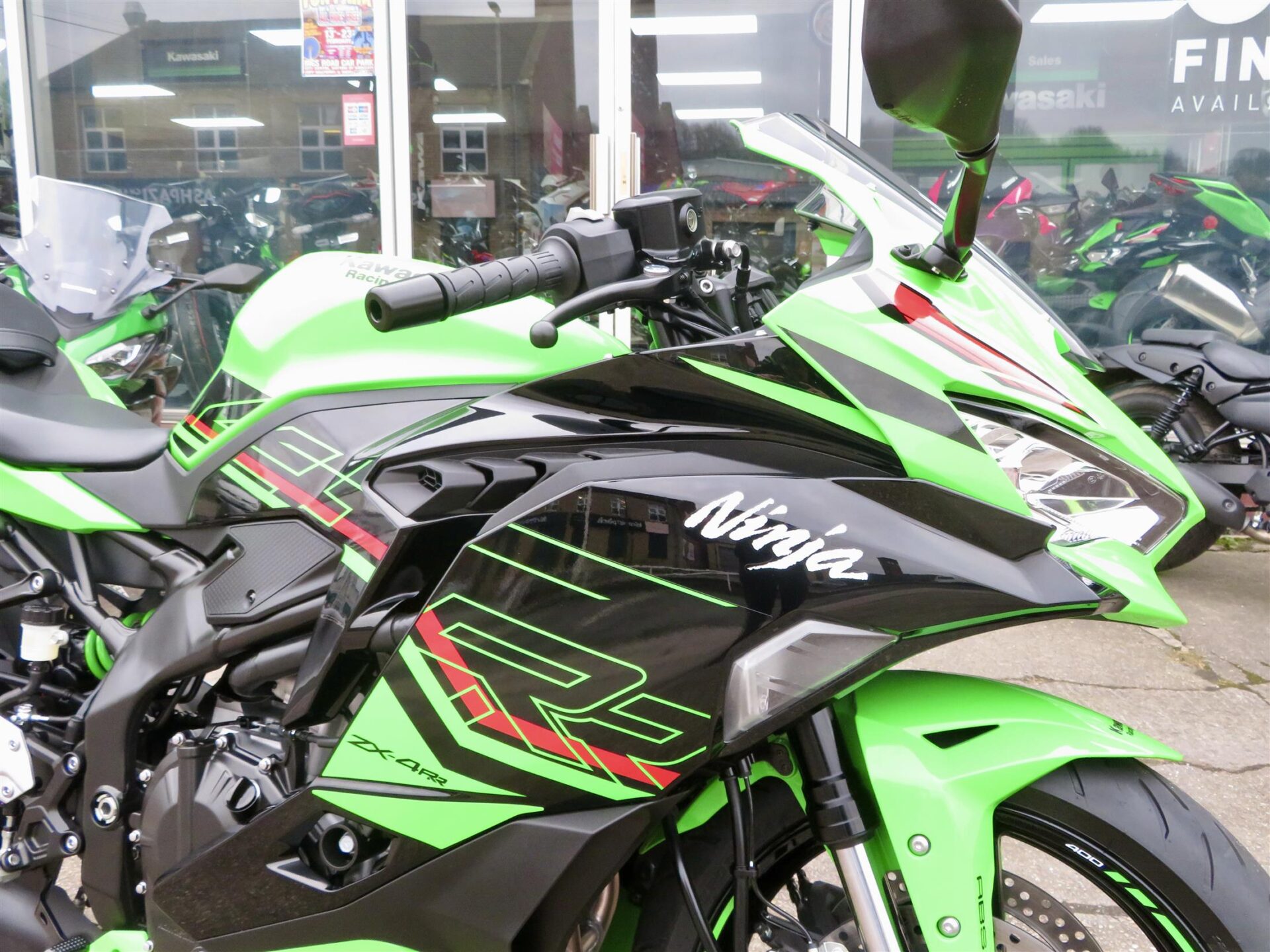 大型セールや時期 KAWASAKI NINJA ZX-4RR PERFORMANCE EDITION 2024 - Kawasaki 語学・辞書・学習参考書