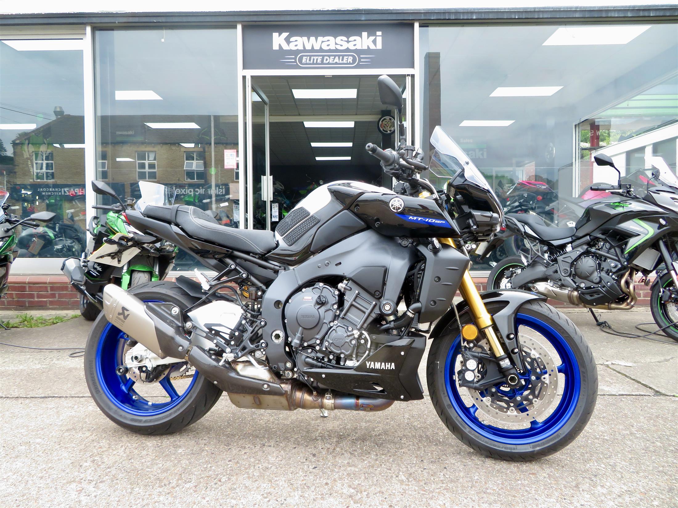 YAMAHA MT-10 SP 2025