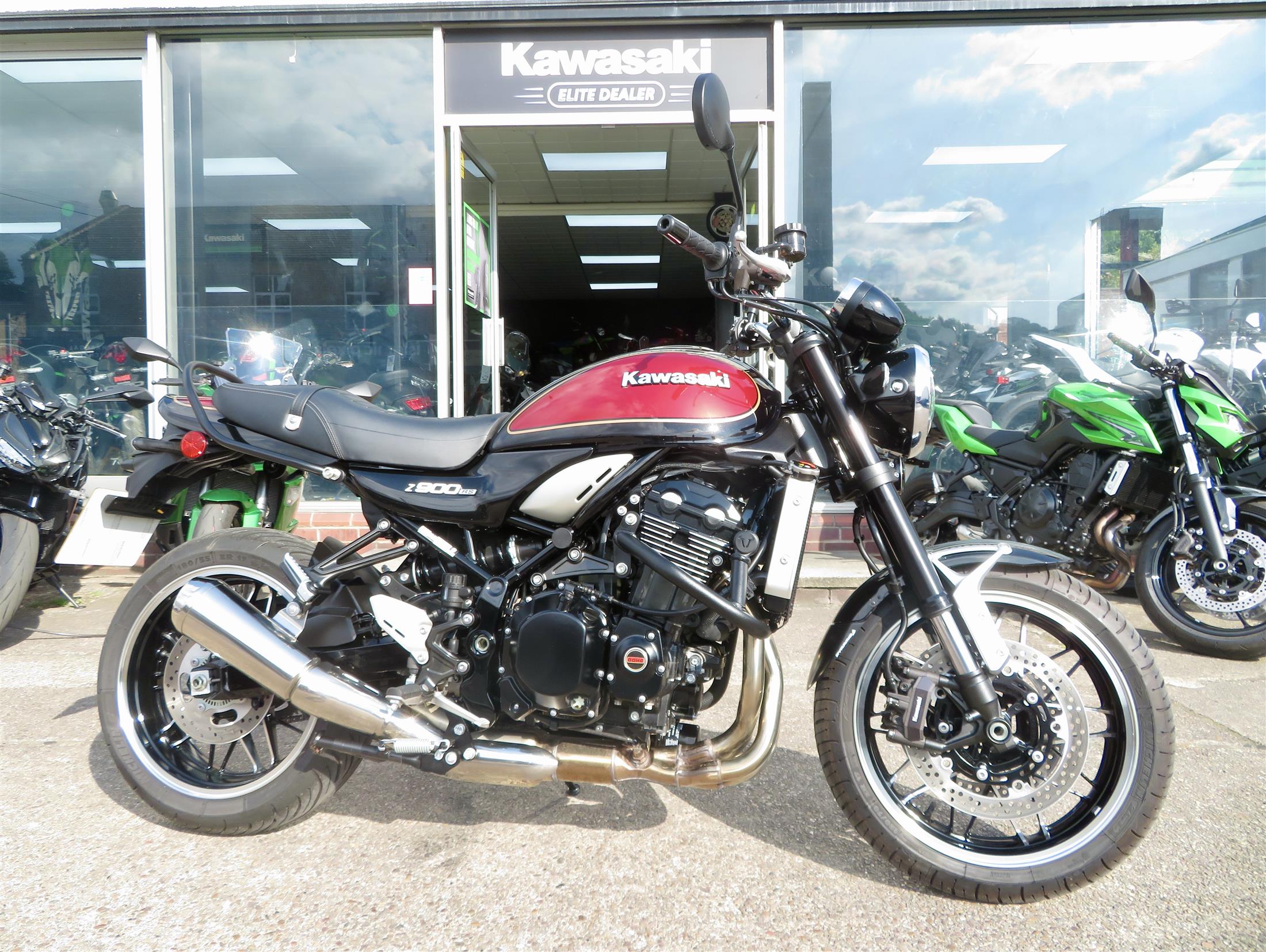 KAWASAKI Z900RS