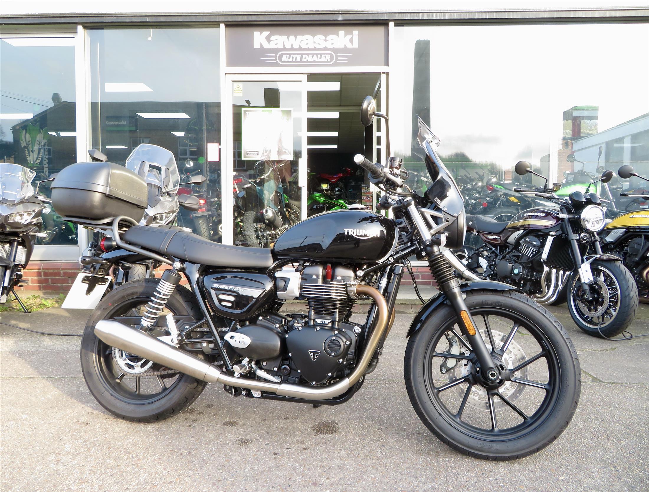 2022 TRIUMPH BONNEVILLE STREET TWIN 900