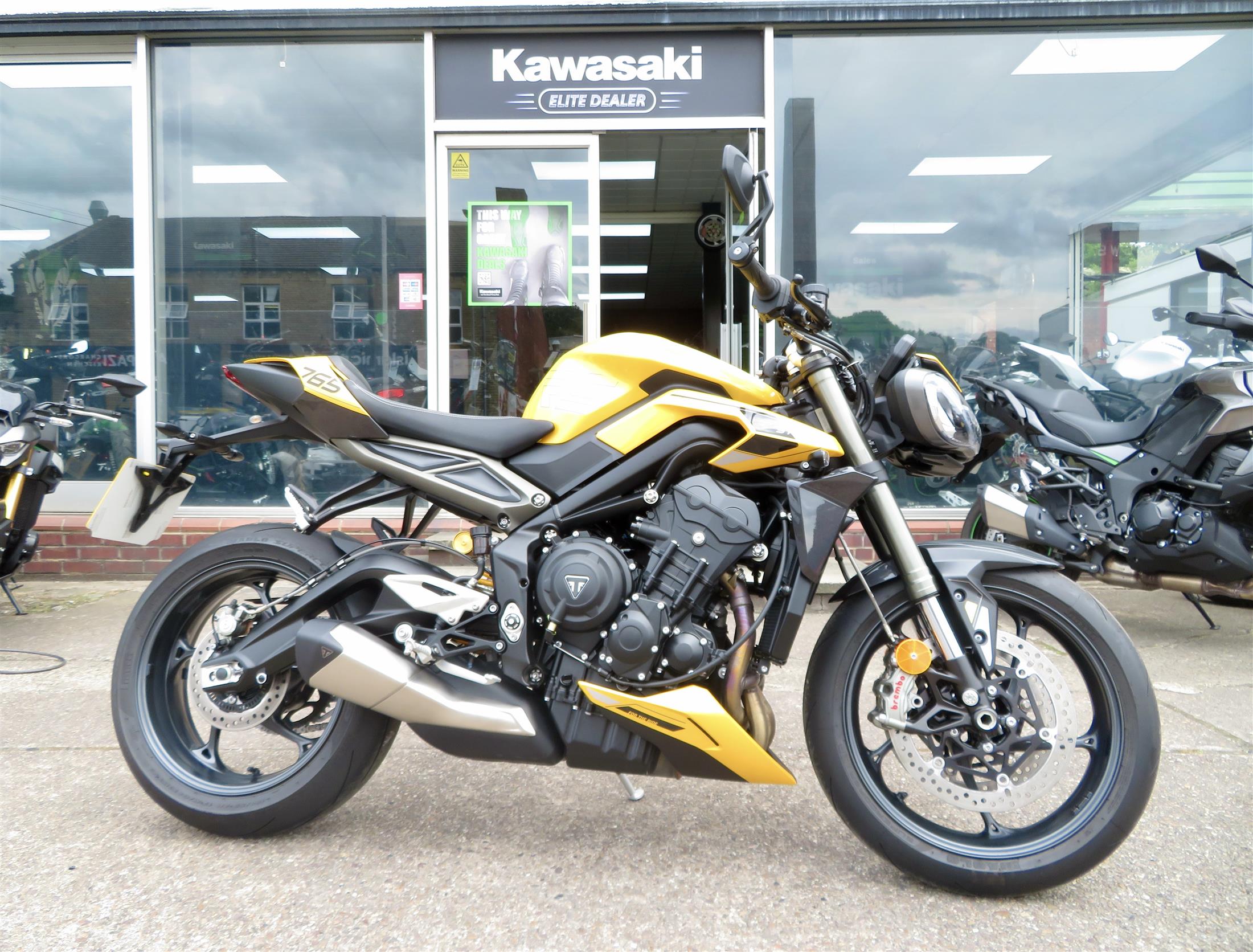 TRIUMPH STREET TRIPLE 765 RS