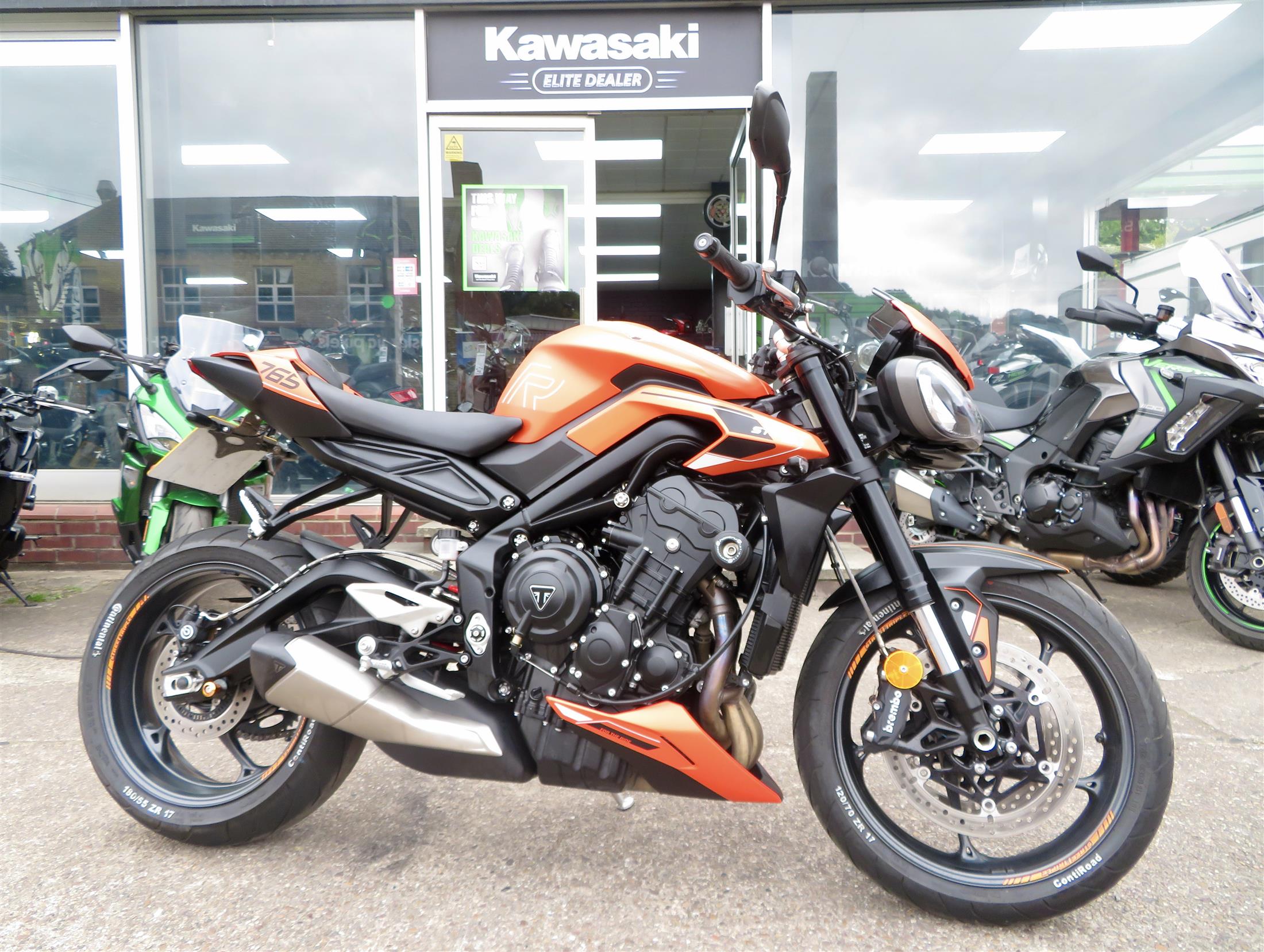 TRIUMPH STREET TRIPLE R 765