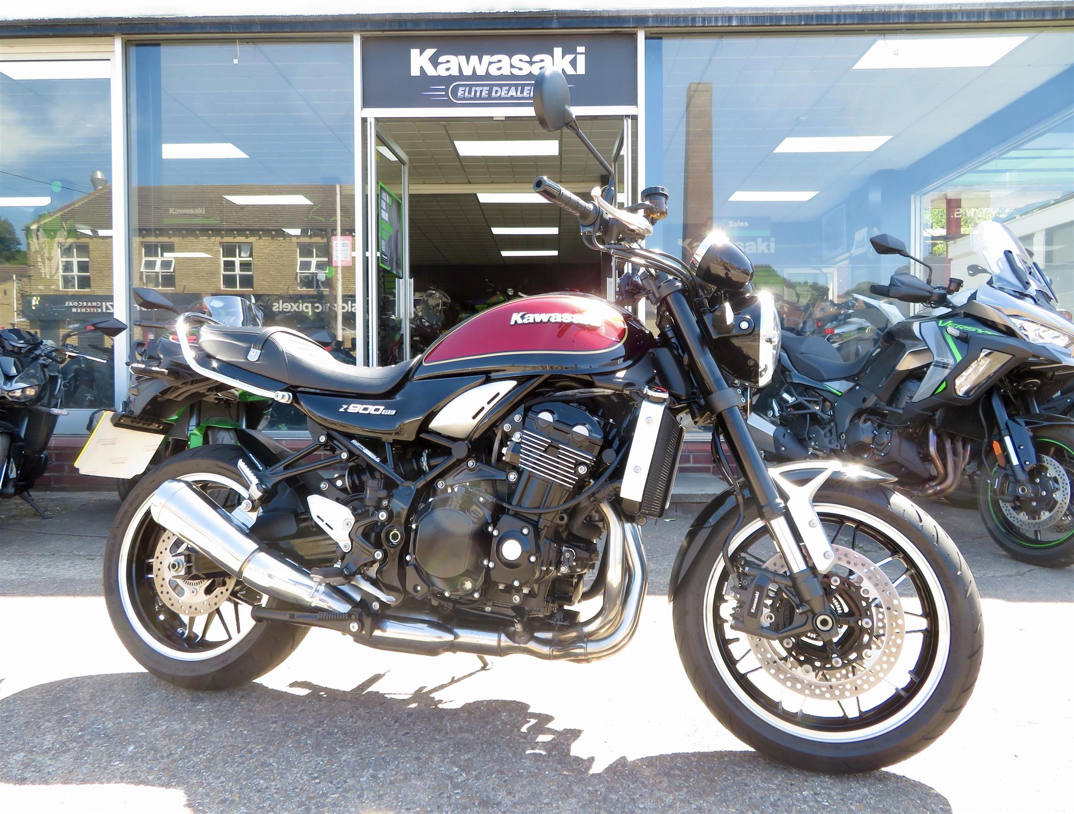 KAWASAKI Z900RS