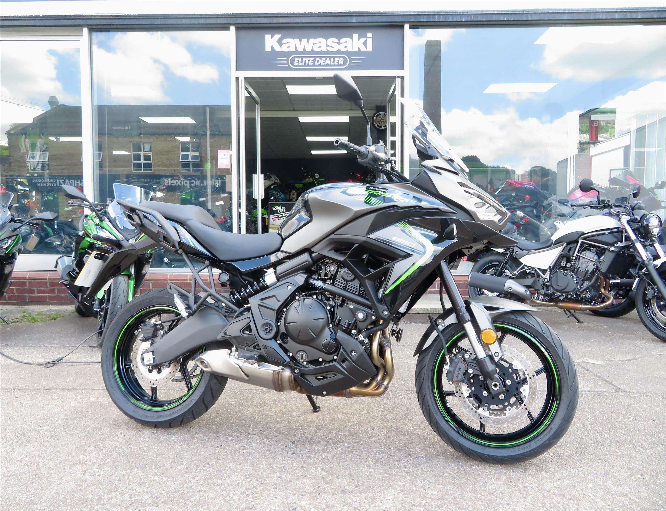 KAWASAKI VERSYS 650 2025