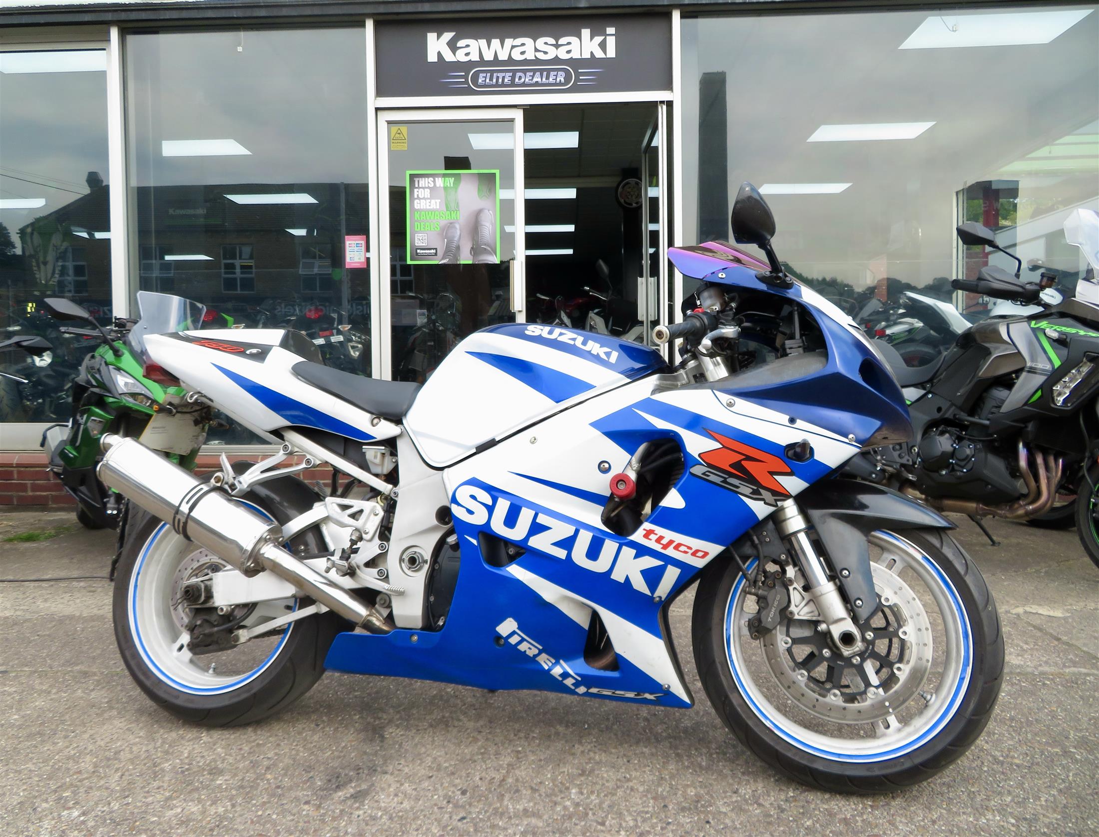 SUZUKI GSX-R 750