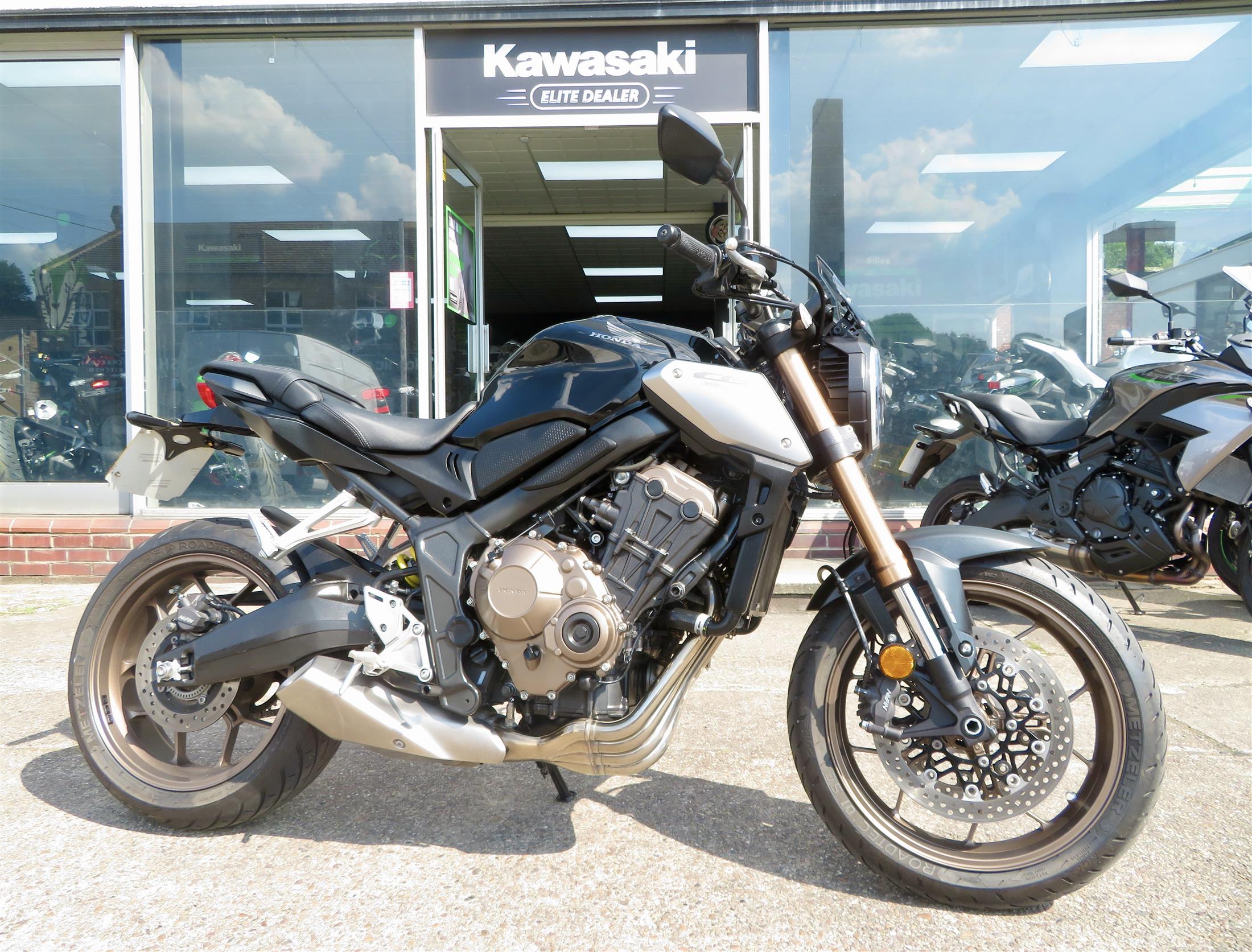 HONDA CB650R