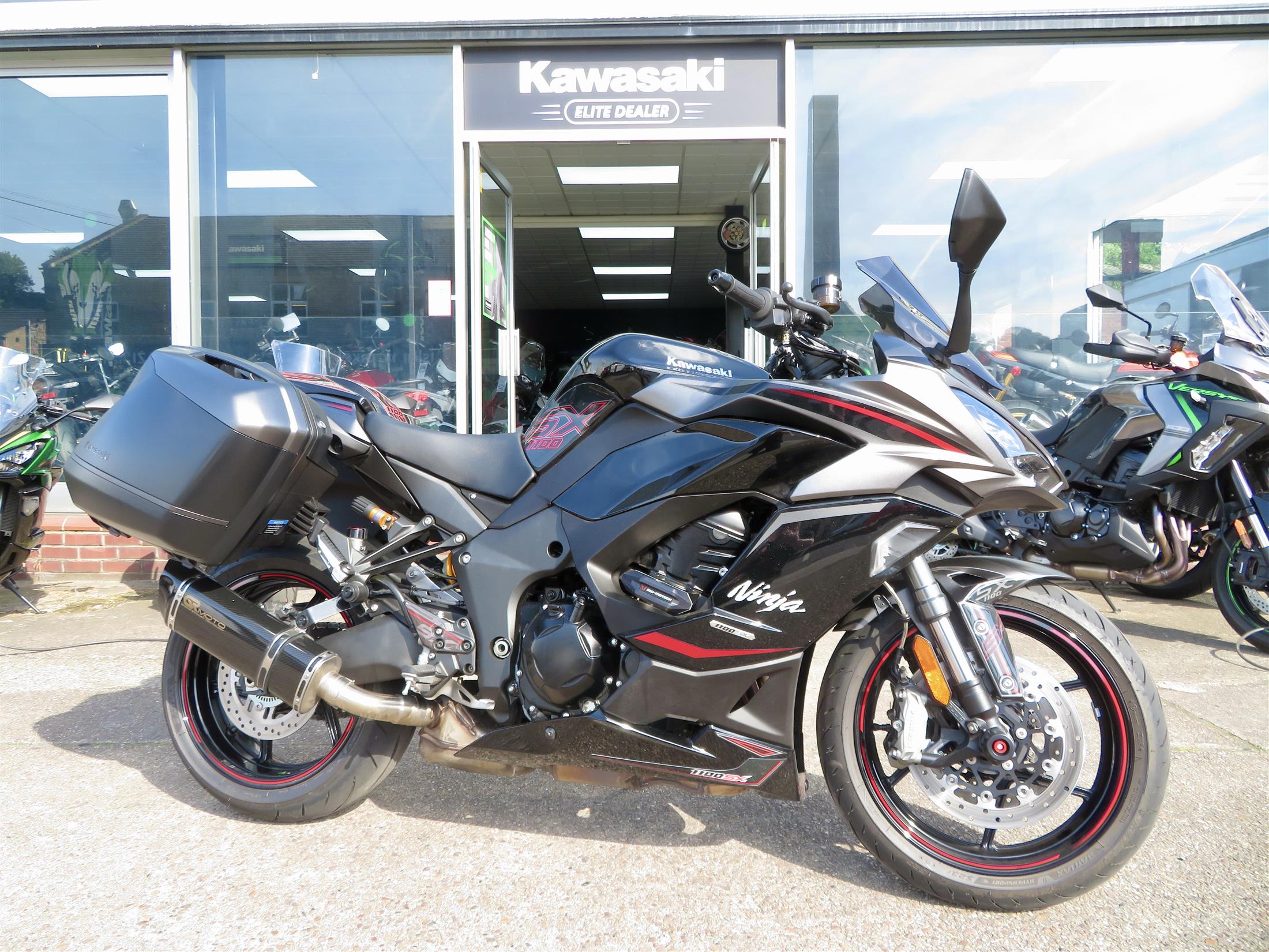 KAWASAKI NINJA 1000SX SE TOURER