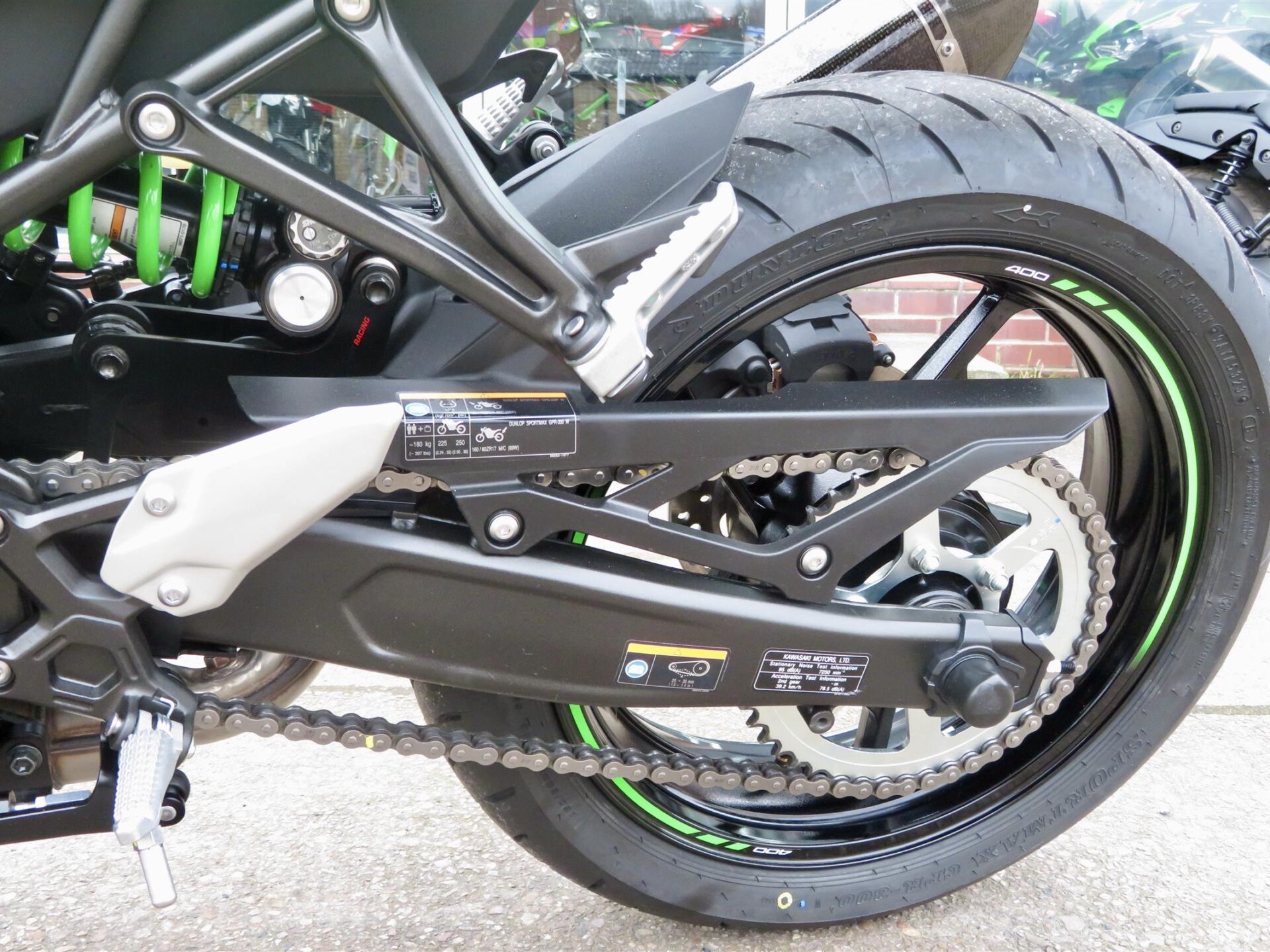 KAWASAKI NINJA ZX-4RR PERFORMANCE EDITION 2024 - Kawasaki