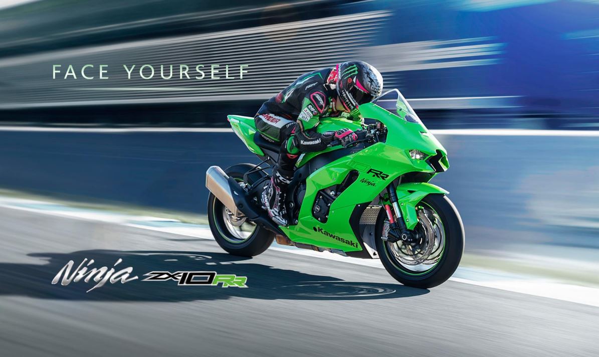 RiN ⋈*。 2023 Ninja ZX-10R and ZX-10RR focus on street appeal and